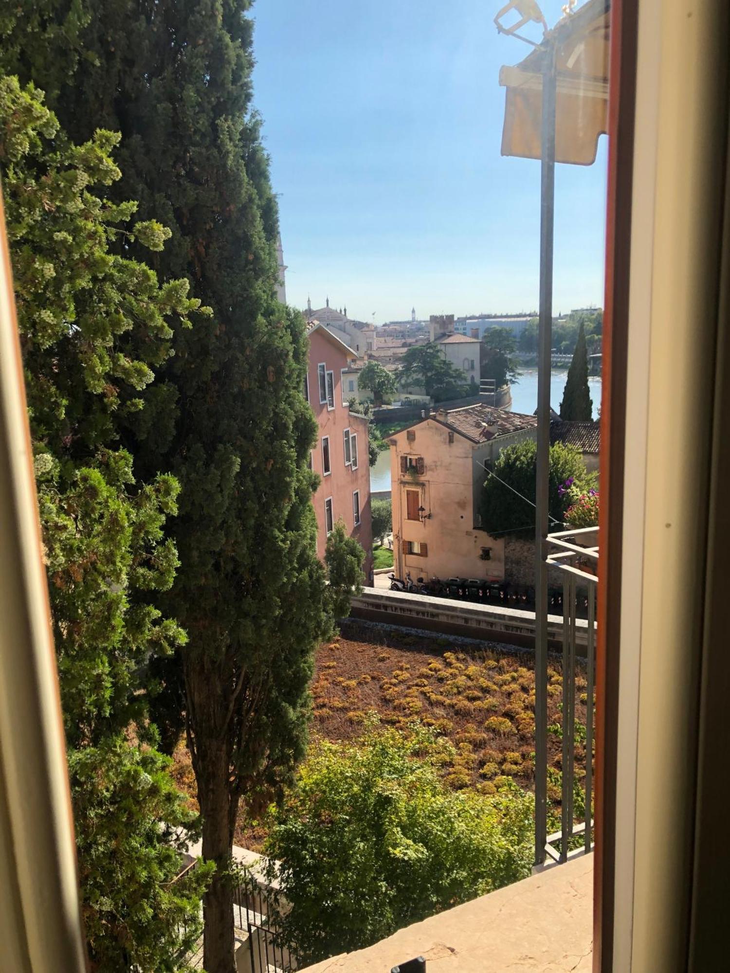Relais Colle San Pietro Bed & Breakfast Verona Dış mekan fotoğraf